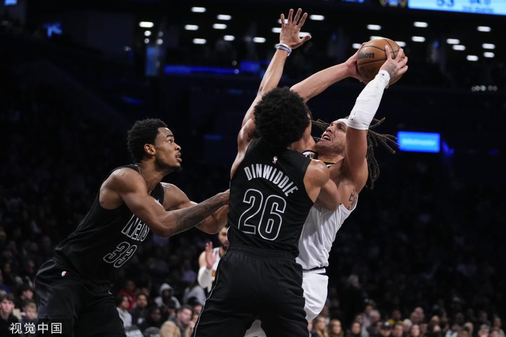 竞技体育中 竞技体育中